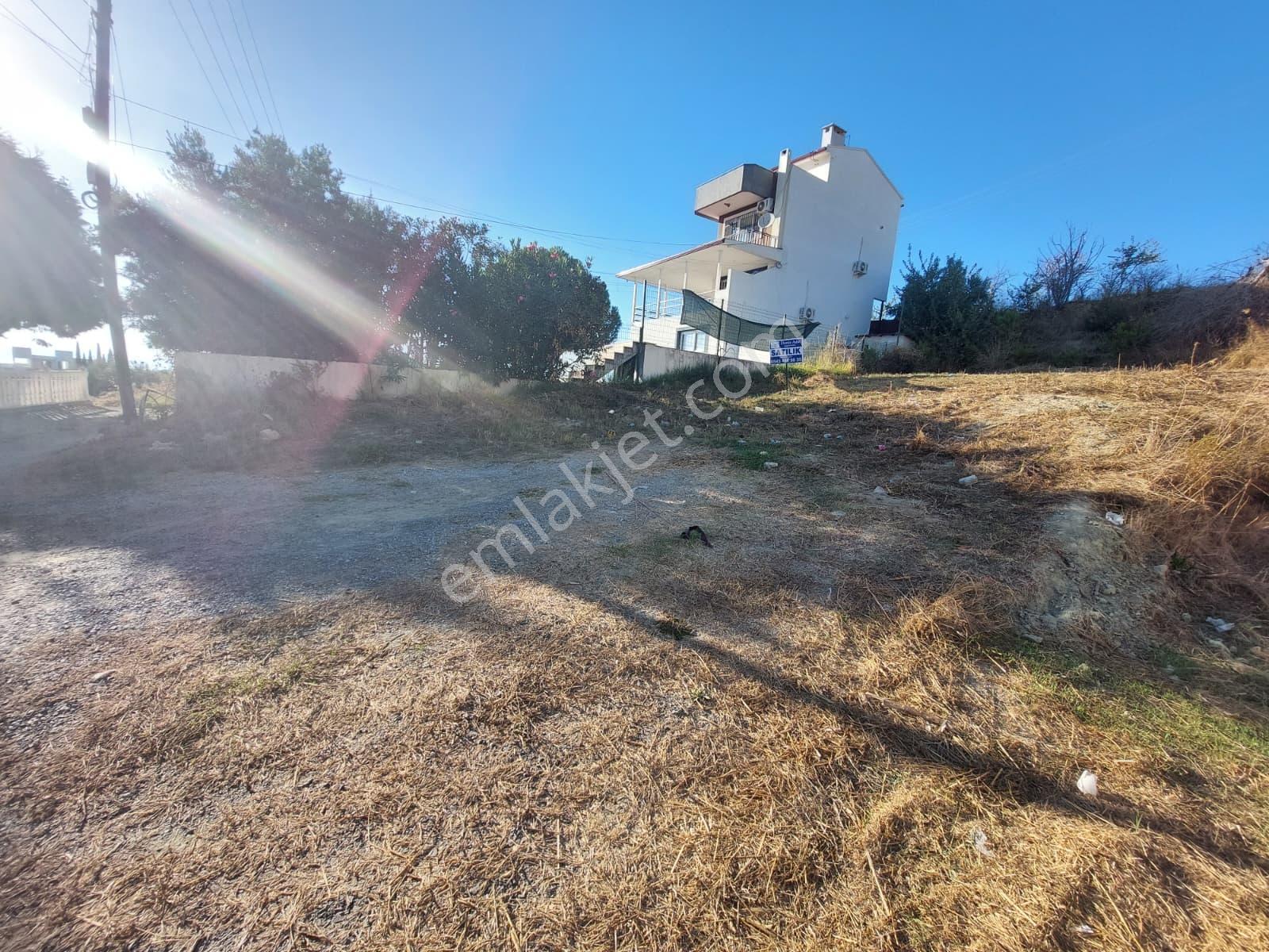 Kuşadası Soğucak'ta Köy İçinde Deniz Manzaralı Satılık Arsa — fotoğraf 23