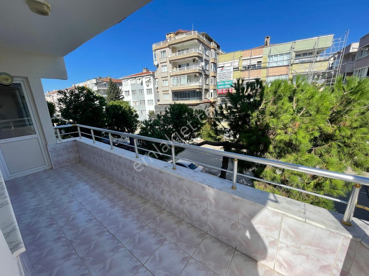 Yasemin Emlaktan Taşliman Mahallesi Masrafsız 2+1 Daire — fotoğraf 4