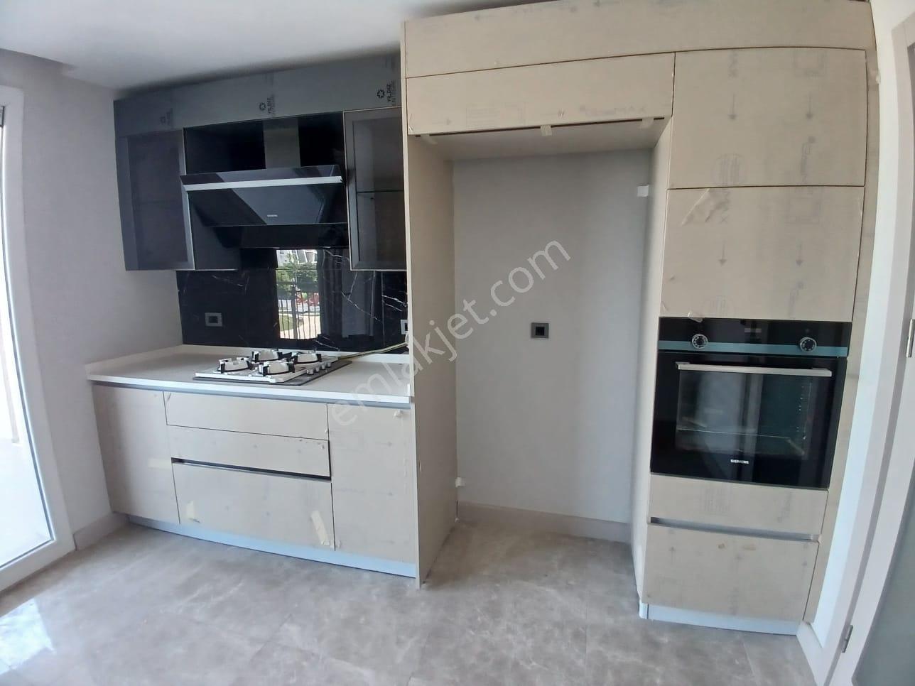Beylikdüzü'nde E5 Ve Deniz İstanbul'a Yakın Satılık Lüks 4+1 — fotoğraf 7