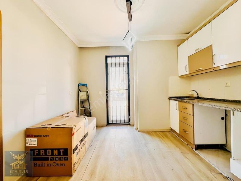 Tramvay Yakını Ebeveyn Banyo Ayrı Mutfak'lı Yüksek Giriş Daire — fotoğraf 6