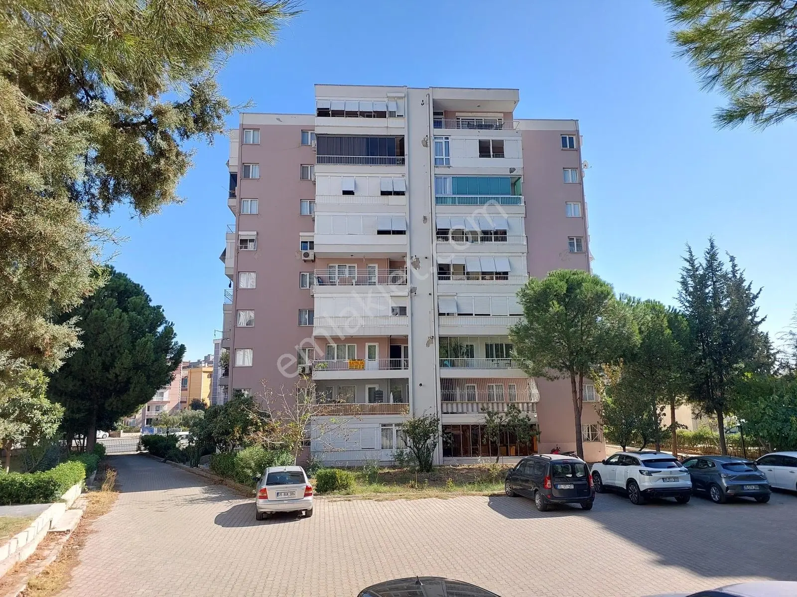 Karşıyaka Zübeyde Hnm Mah Satılık 3+1 Ara Kat 128m2 Daire — fotoğraf 3