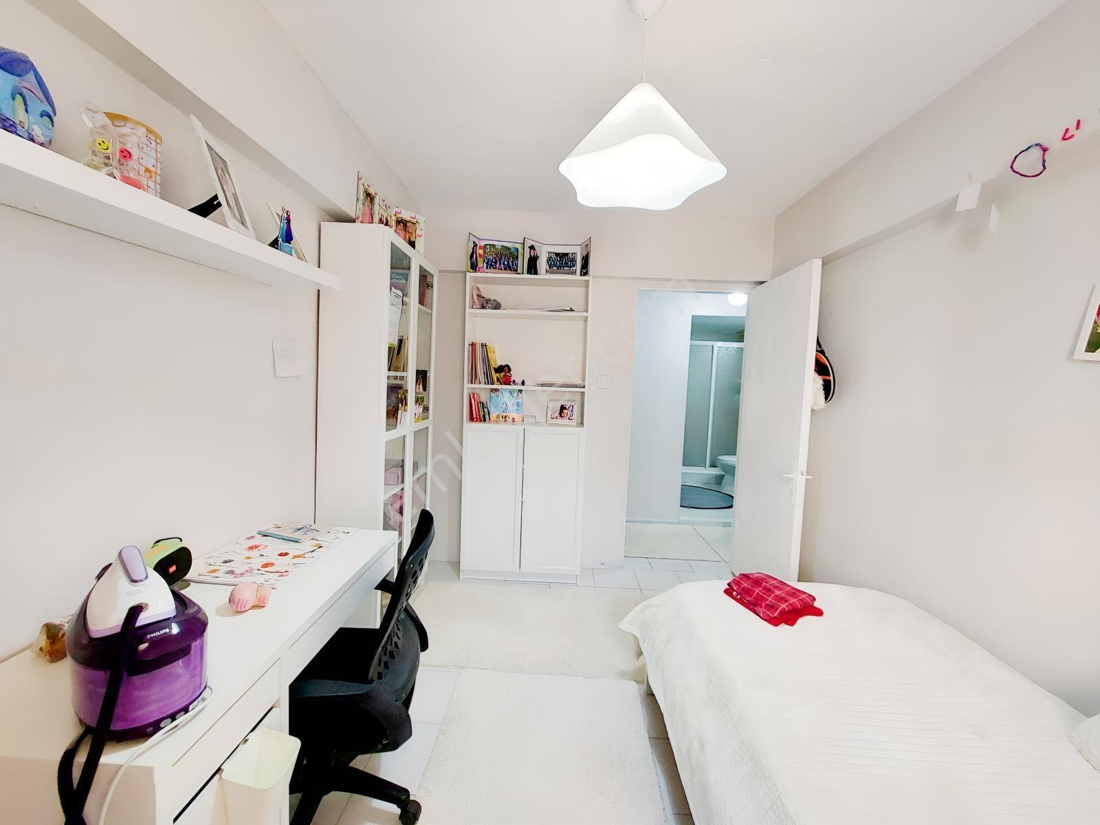 Karşıyaka Zübeyde Hnm Mah Satılık 3+1 Ara Kat 128m2 Daire — fotoğraf 22