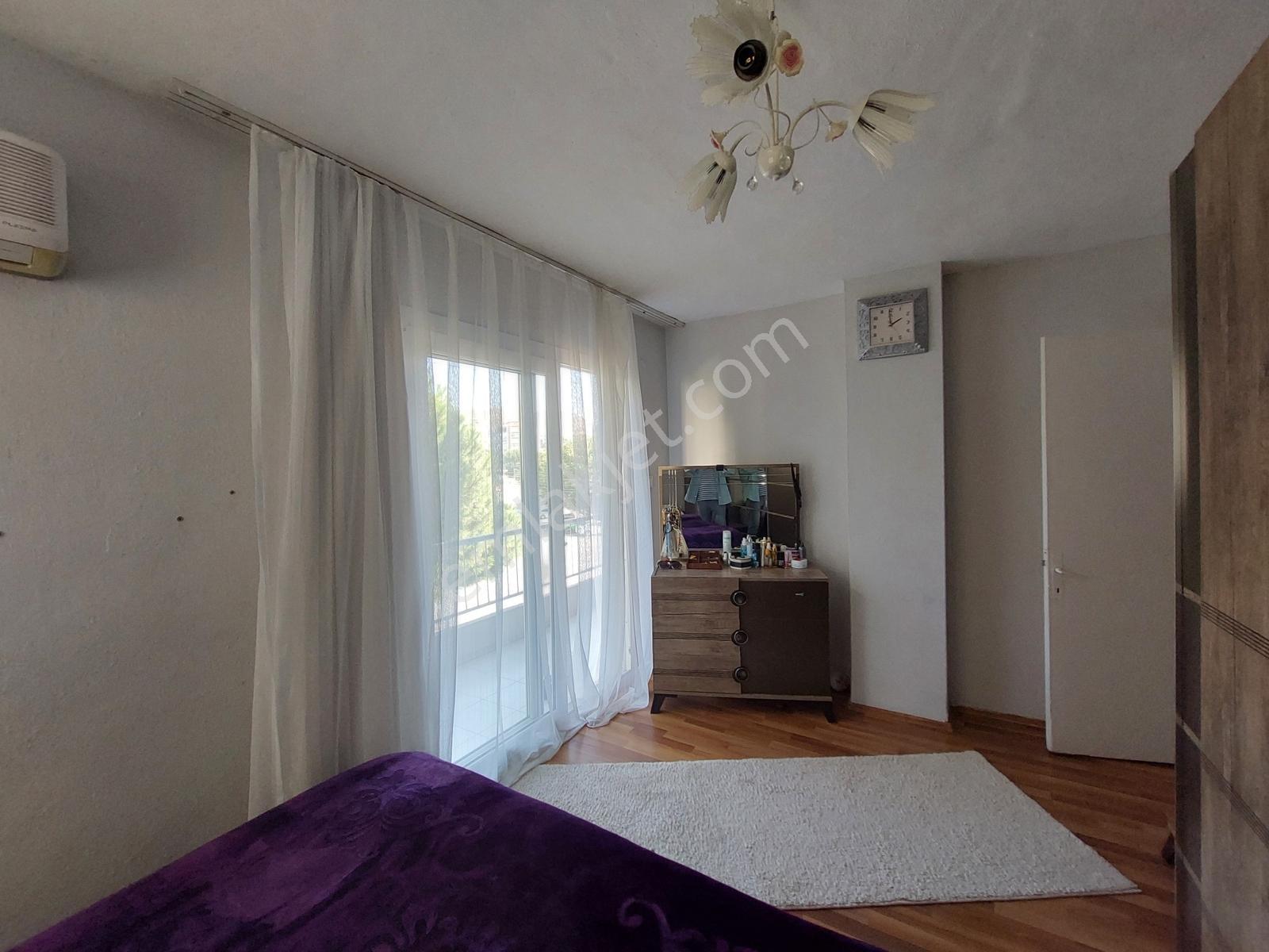 Karşıyaka Zübeyde Hnm Mah Satılık 3+1 Ara Kat 128m2 Daire — fotoğraf 23