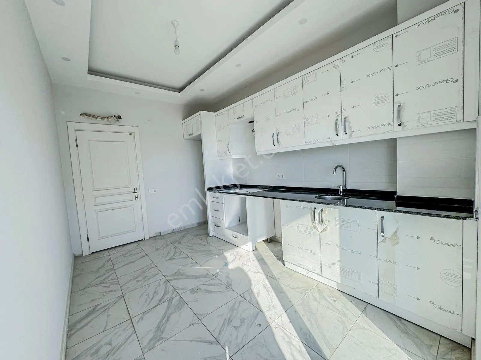 Alanya Oba'da Satılık Sıfır 4+1 Ayrı Mutfak Dublex Daire — fotoğraf 2