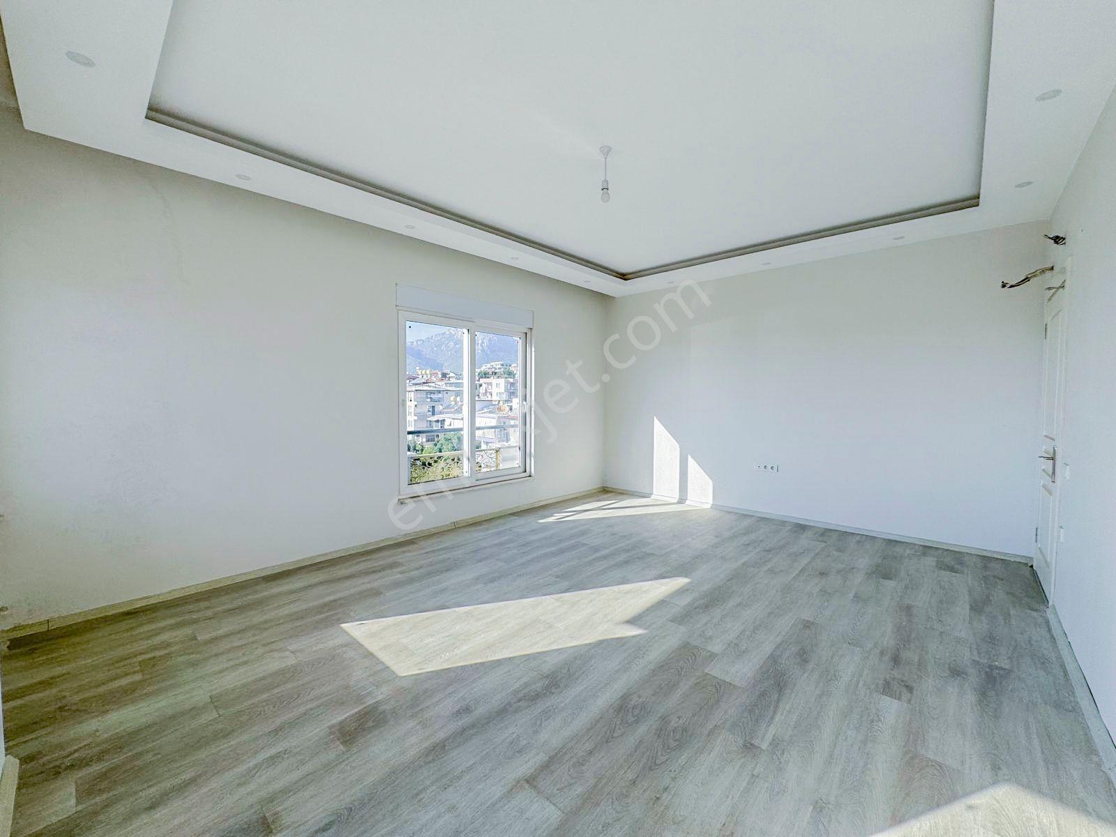 Alanya Oba'da Satılık Sıfır 4+1 Ayrı Mutfak Dublex Daire — fotoğraf 16