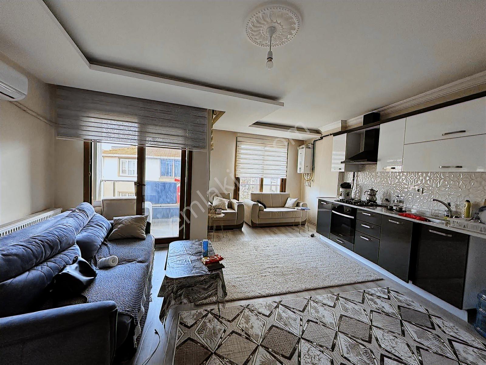 Menderes Coldwell Banker Poyraz'dan Kasımpaşa Mah 1+1 Daire — fotoğraf 7