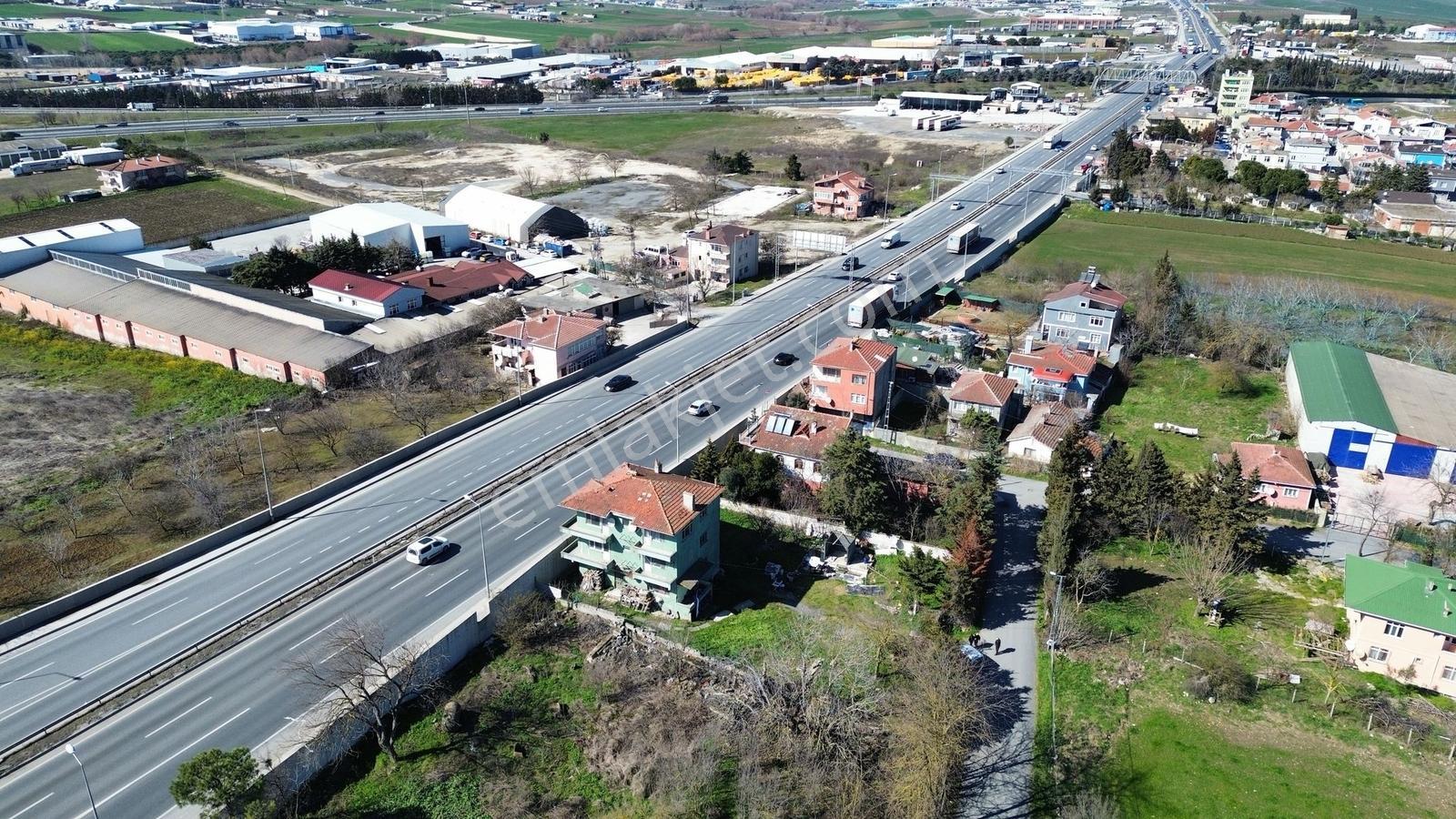 B.çekmece Ahmediye' De Köyiçinde 946 M2 Arsa İçinde Üç Katlı Ev — fotoğraf 7