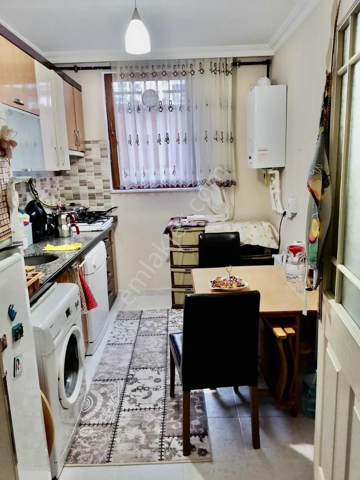 Esenkentte Baraj Yoluna Yakın İskanlı Ayrı Mutfaklı 1+1 Satılık — fotoğraf 4