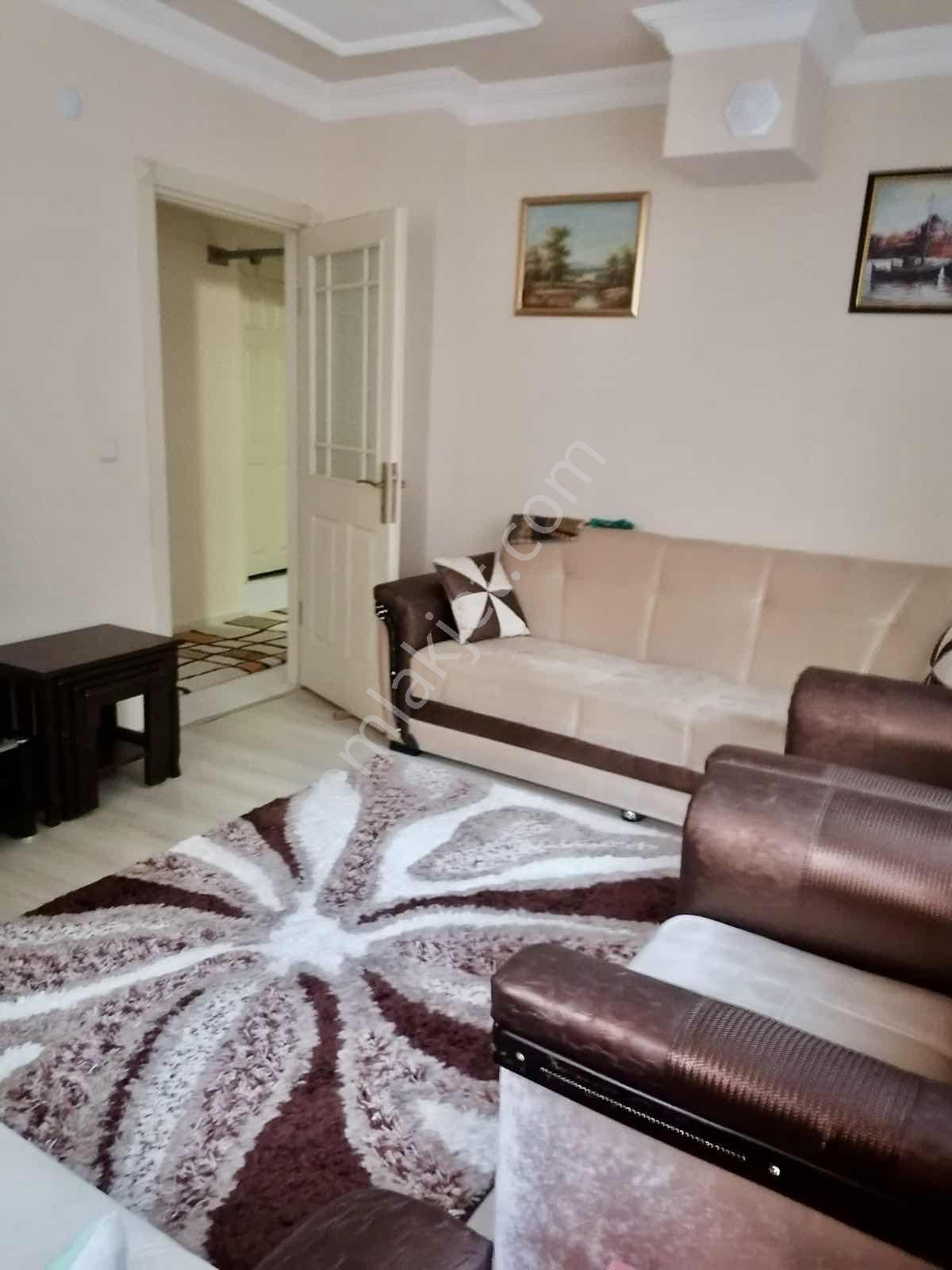Esenkentte Baraj Yoluna Yakın İskanlı Ayrı Mutfaklı 1+1 Satılık — fotoğraf 9