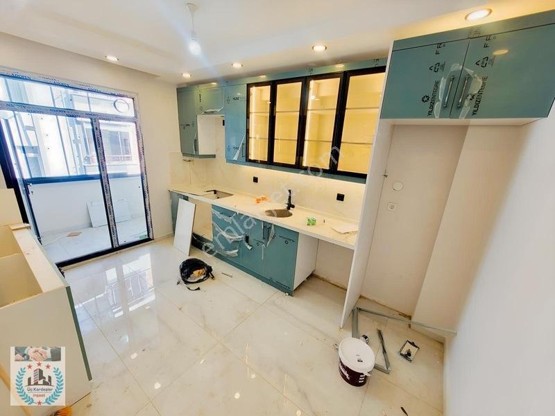 Üç Kardeşlr'dn Uğurmmcu Mh 2+1 Kahve Köşeli 110m² 1.kat Lüx Dai. — fotoğraf 3
