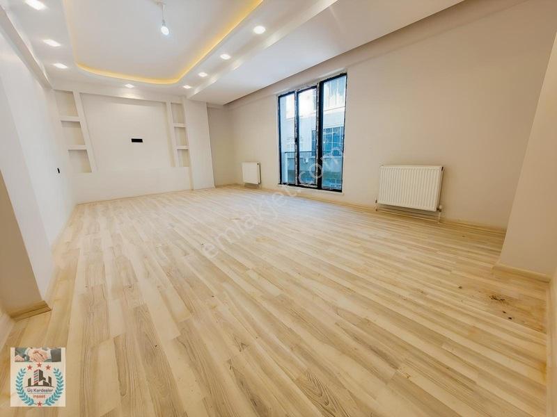 Üç Kardeşlr'dn Uğurmmcu Mh 2+1 Kahve Köşeli 110m² 1.kat Lüx Dai. — fotoğraf 4