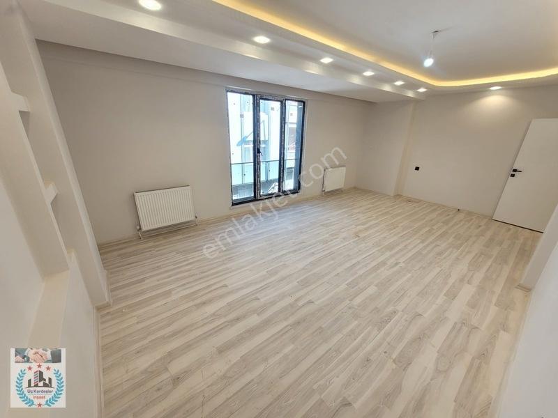 Üç Kardeşlr'dn Uğurmmcu Mh 2+1 Kahve Köşeli 110m² 1.kat Lüx Dai. — fotoğraf 7