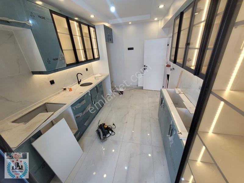 Üç Kardeşlr'dn Uğurmmcu Mh 2+1 Kahve Köşeli 110m² 1.kat Lüx Dai. — fotoğraf 27