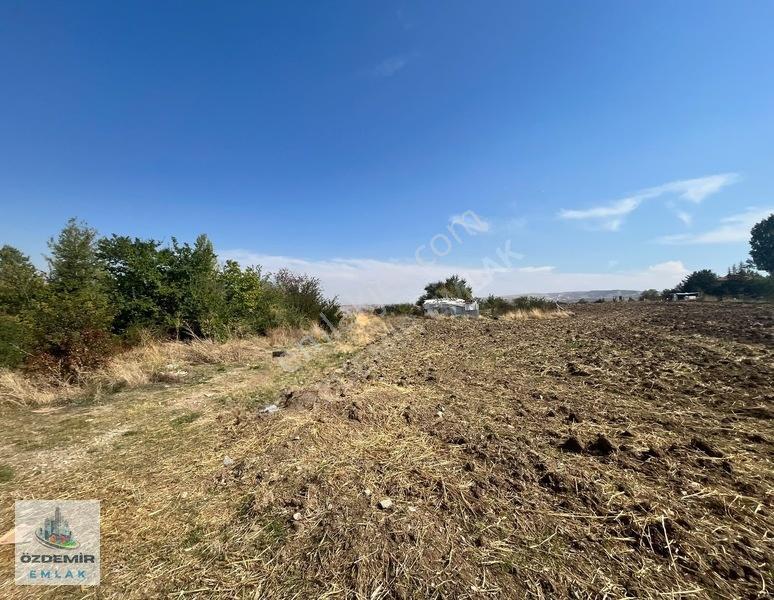 Özdemir Emlak Tan Kıbrıs Köyün De Konut İmarlı 121 M2 Arsa — fotoğraf 3
