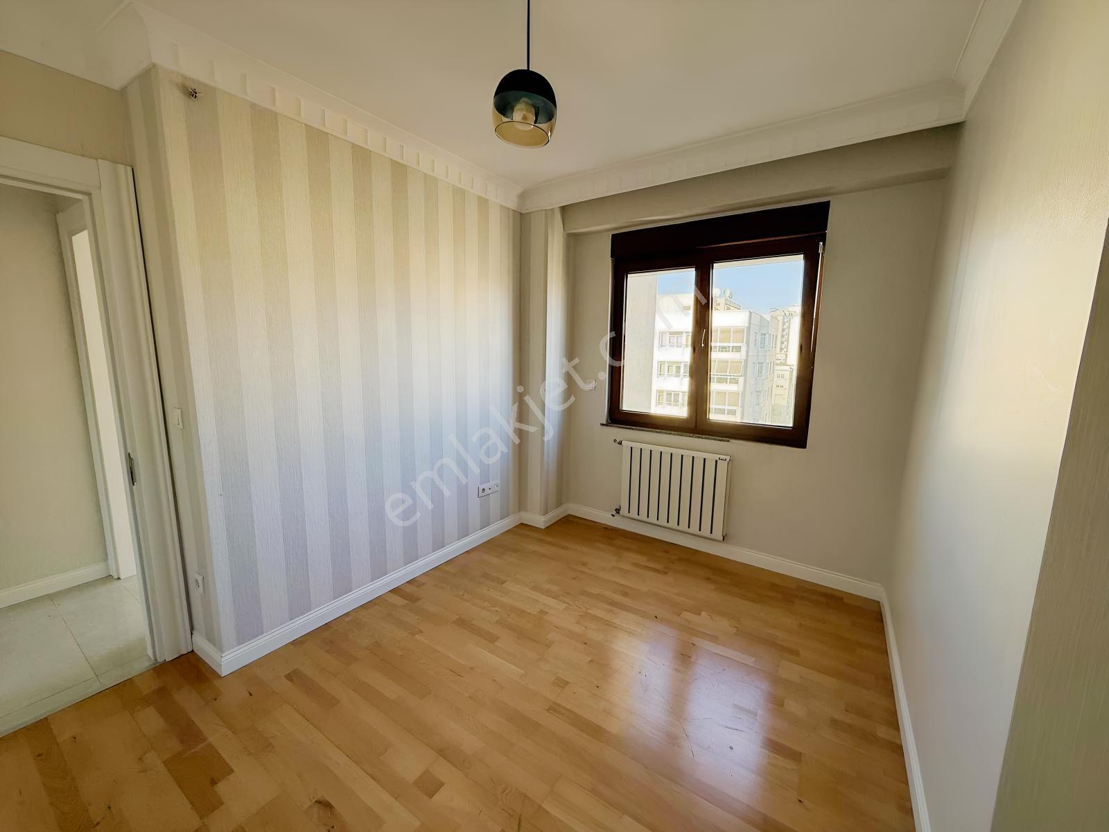 Şaşkınbakal Bilim Sokak 3+1.12.kat Deniz Manzaralı 120 M2 — fotoğraf 4