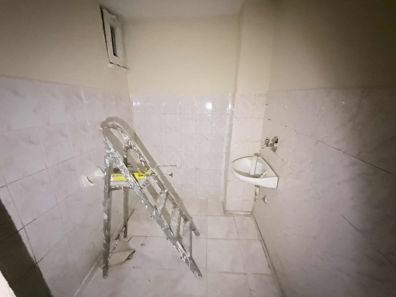 Arzu Emlak'tan Gazi Mah Satılık Giriş Altı Kot.1 Daire — fotoğraf 23