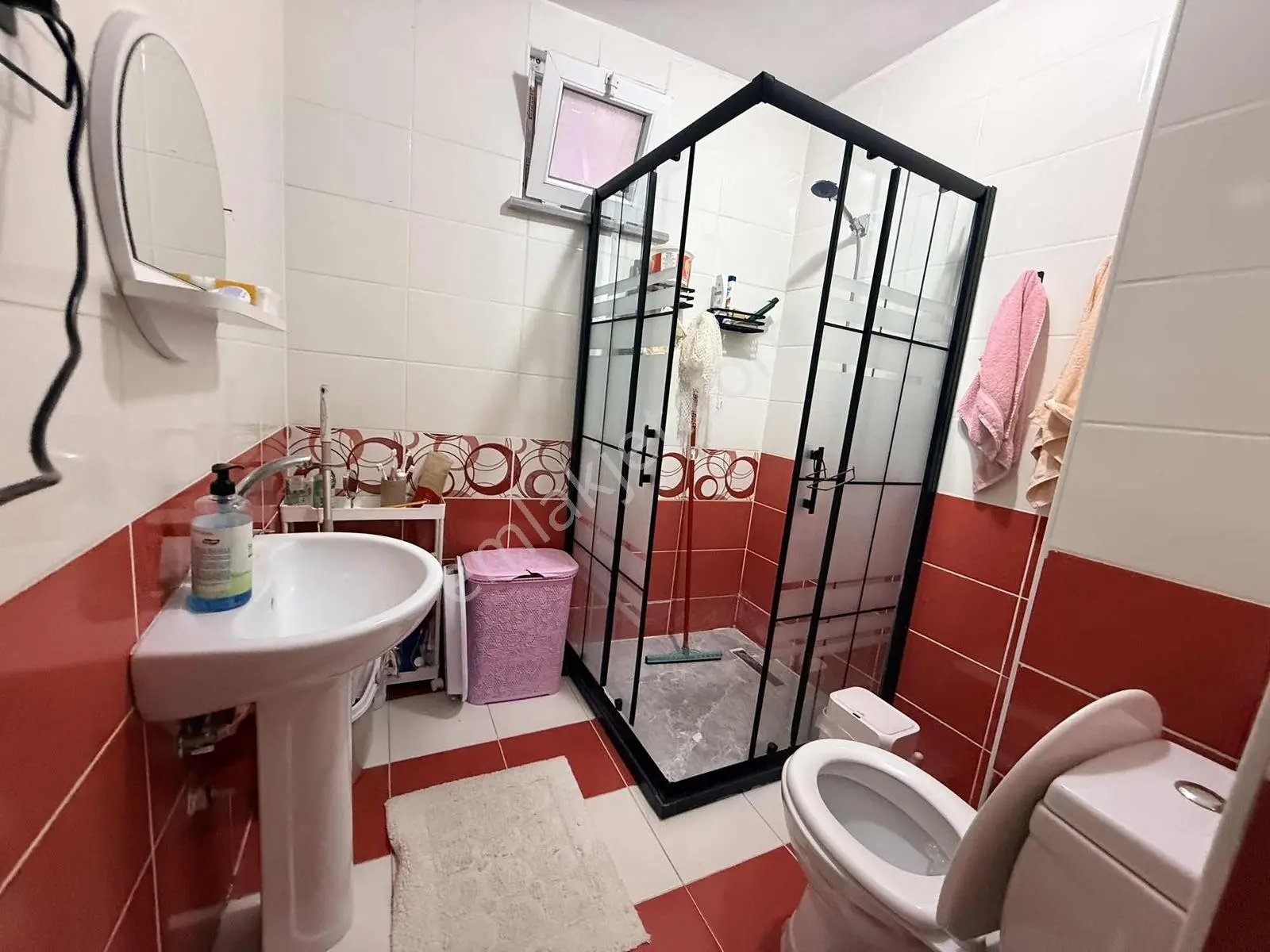 Aslı Emlak'tan Gazi Mah.de Üç Balkonlu Satılık 2+1 — fotoğraf 42