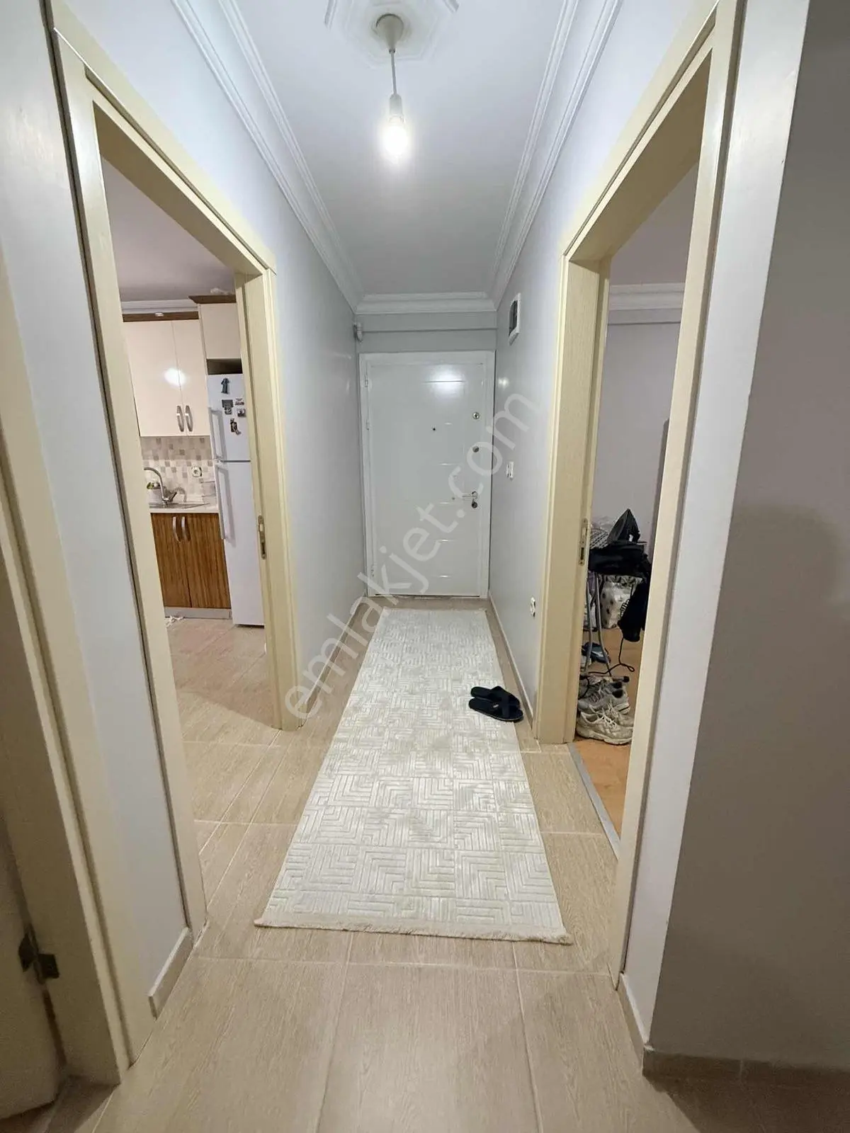 Aslı Emlak'tan Gazi Mah.de Üç Balkonlu Satılık 2+1 — fotoğraf 45