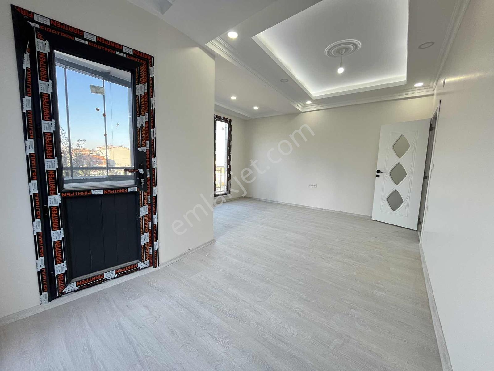 İmren Gayrimenkulden İnönü Mh. 2+1 95 M2 Cadde Üstü Yeni Bina — fotoğraf 5