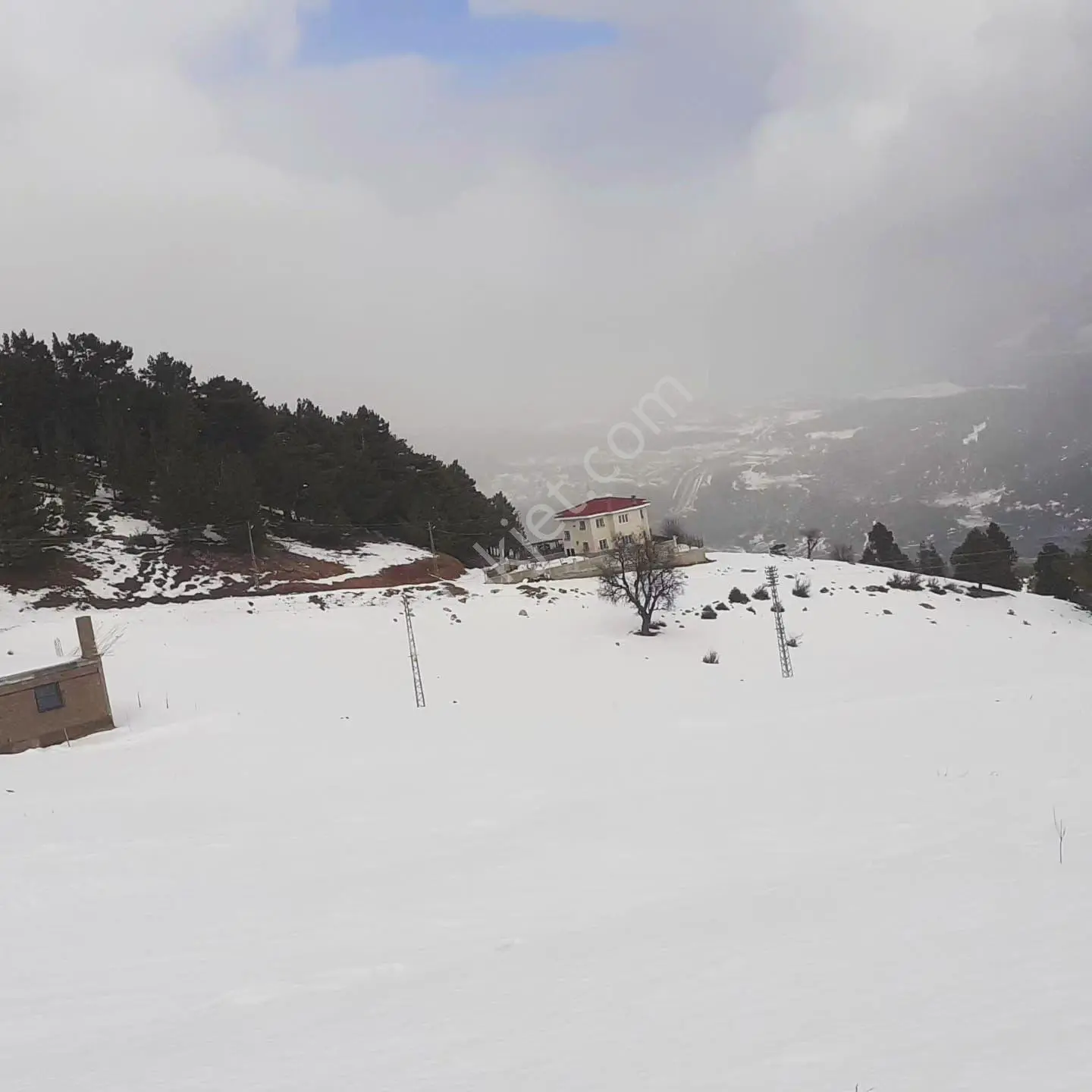 Kar Emlak Tan Yeni Konacık Bozkırlı Mevkiinde Yaylalık 400 M2 Satılık Arsa — fotoğraf 2