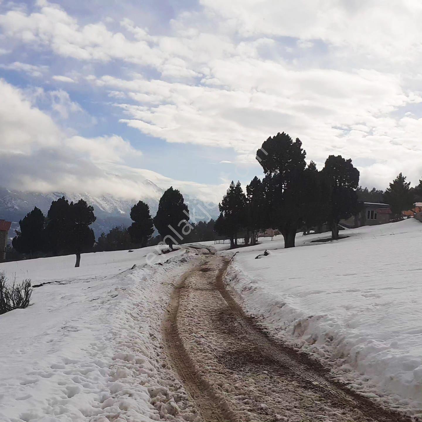 Kar Emlak Tan Yeni Konacık Bozkırlı Mevkiinde Yaylalık 400 M2 Satılık Arsa — fotoğraf 19