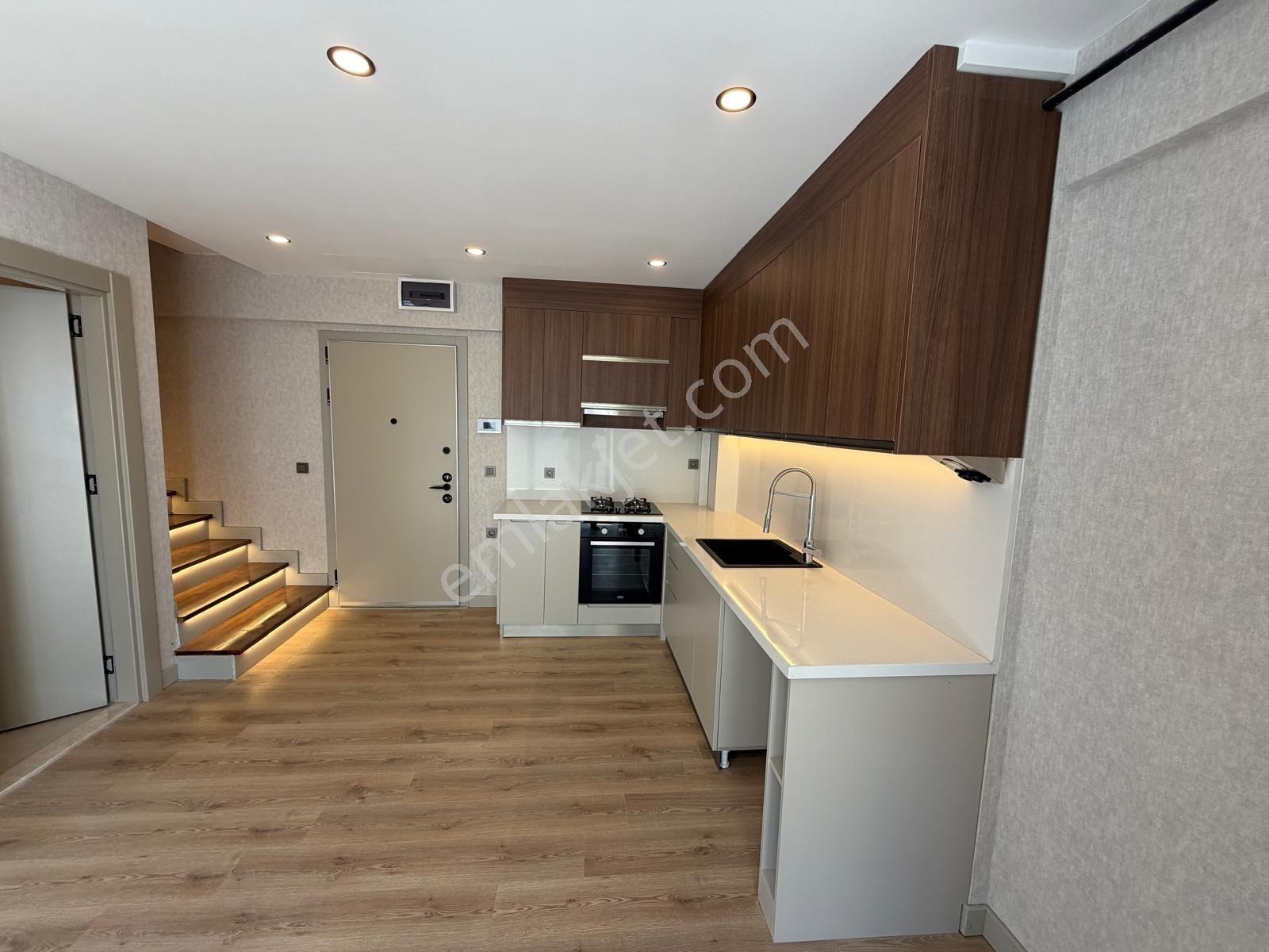 İncek Ufuk Ünv Si Yanı Sıfır Bina Lüks 2+1 Dubleks Satılık Daire — fotoğraf 9