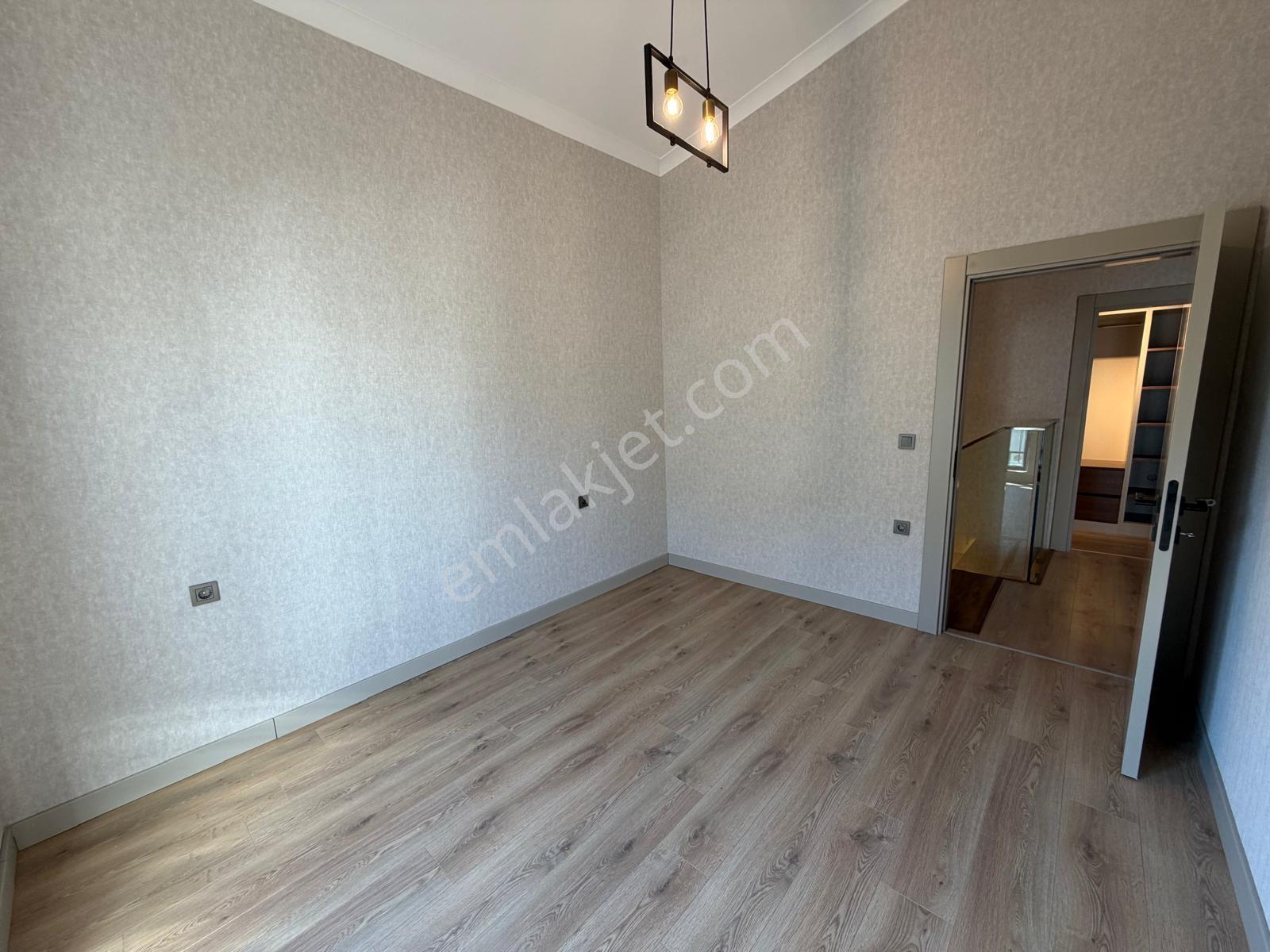 İncek Ufuk Ünv Si Yanı Sıfır Bina Lüks 2+1 Dubleks Satılık Daire — fotoğraf 26