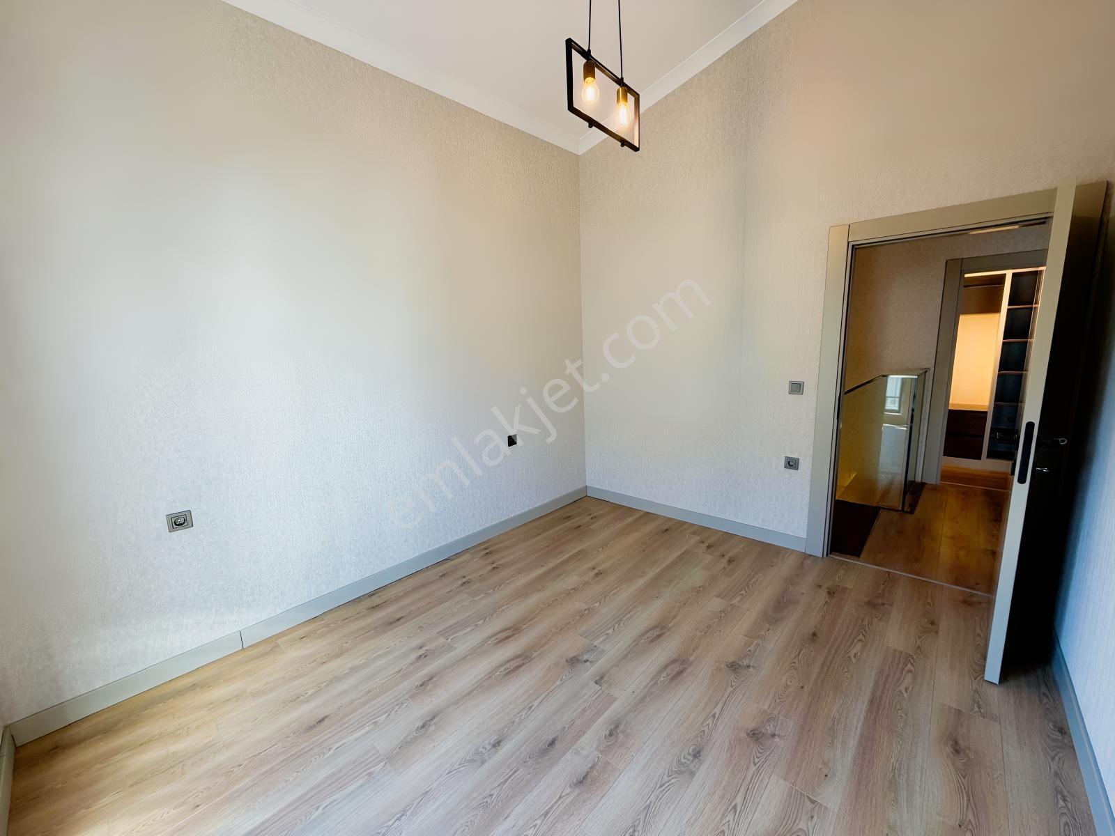 İncek Ufuk Ünv Si Yanı Sıfır Bina Lüks 2+1 Dubleks Satılık Daire — fotoğraf 28