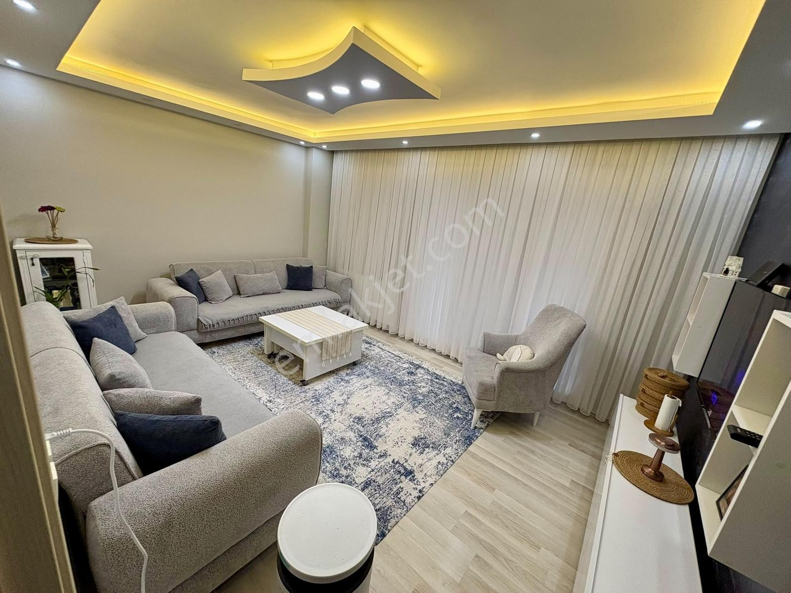 Mercan Emlaktan 2+1 Daire 8 Yaşında Asansörlü Yüksek Giriş — fotoğraf 4