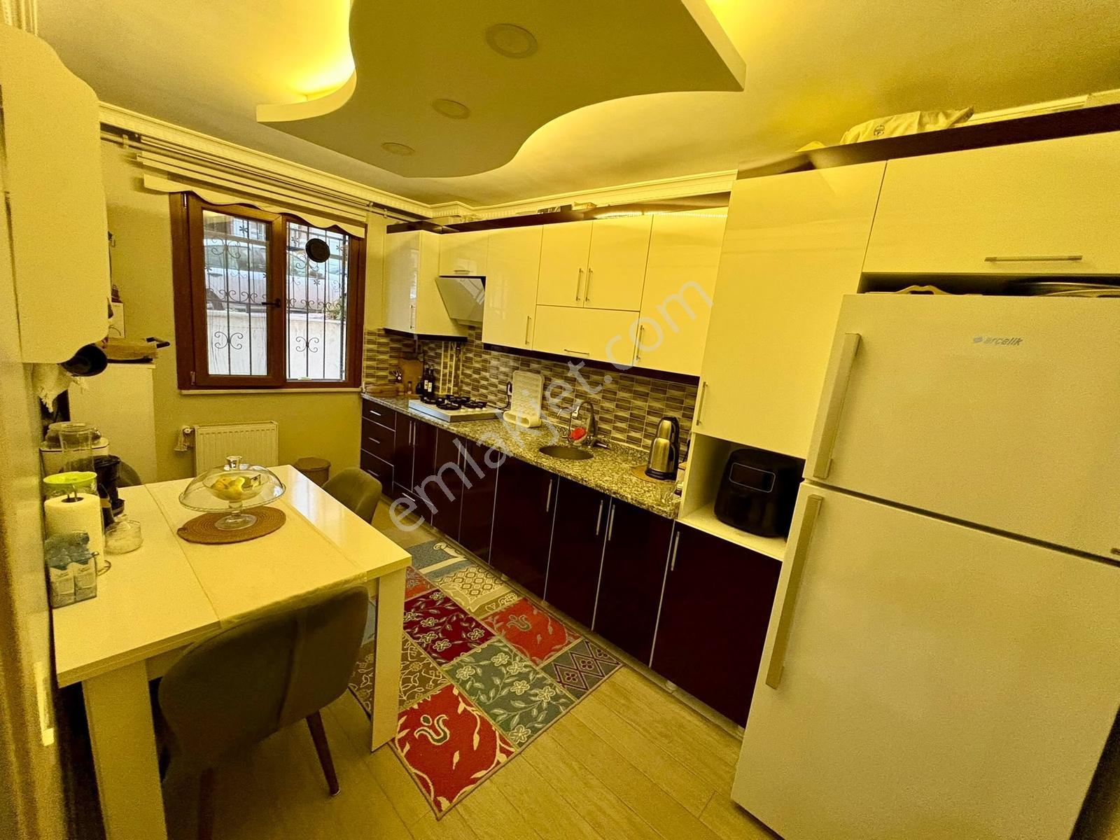 Mercan Emlaktan 2+1 Daire 8 Yaşında Asansörlü Yüksek Giriş — fotoğraf 13