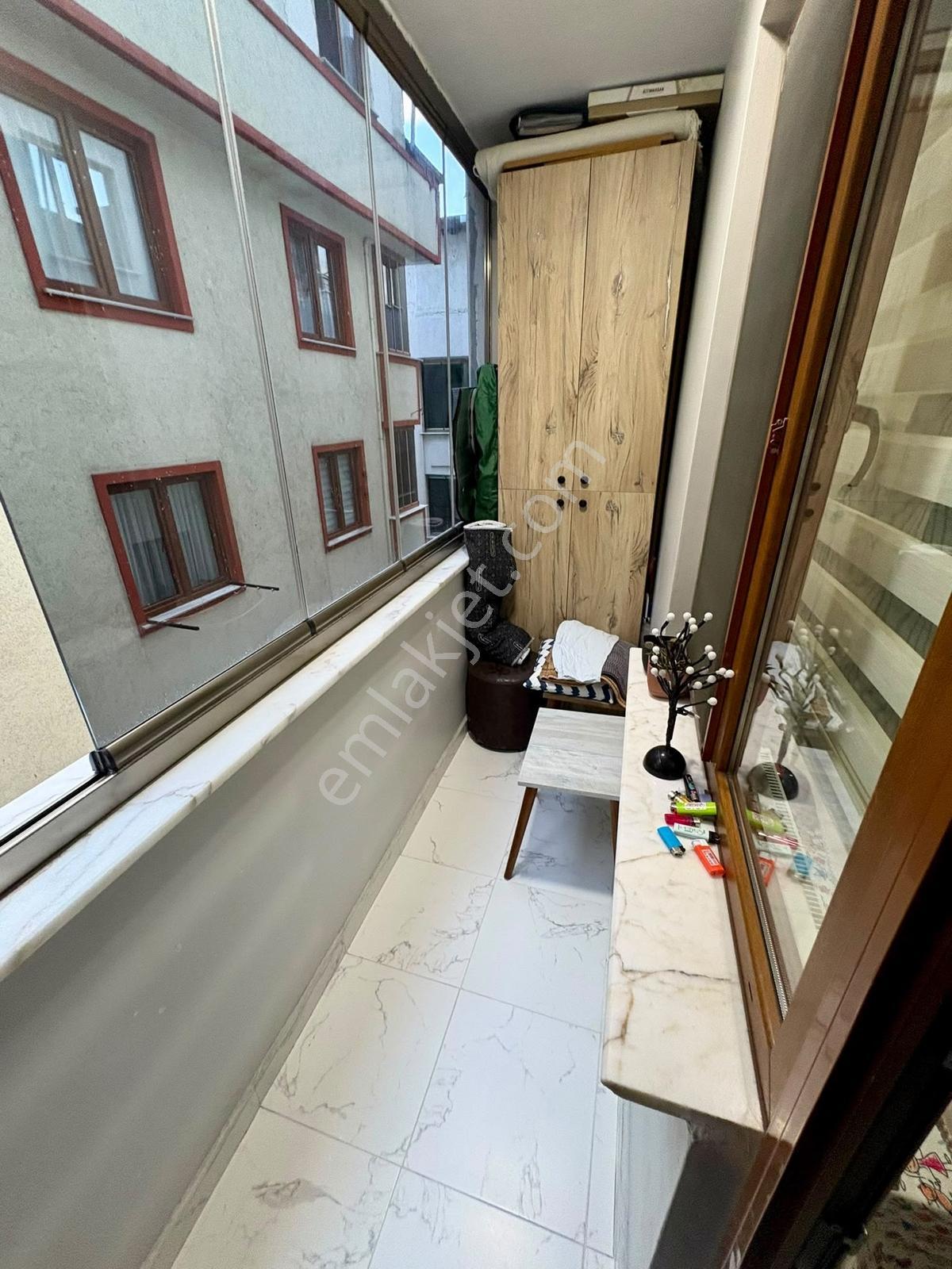 Mercan Emlaktan 2+1 Daire 8 Yaşında Asansörlü Yüksek Giriş — fotoğraf 17