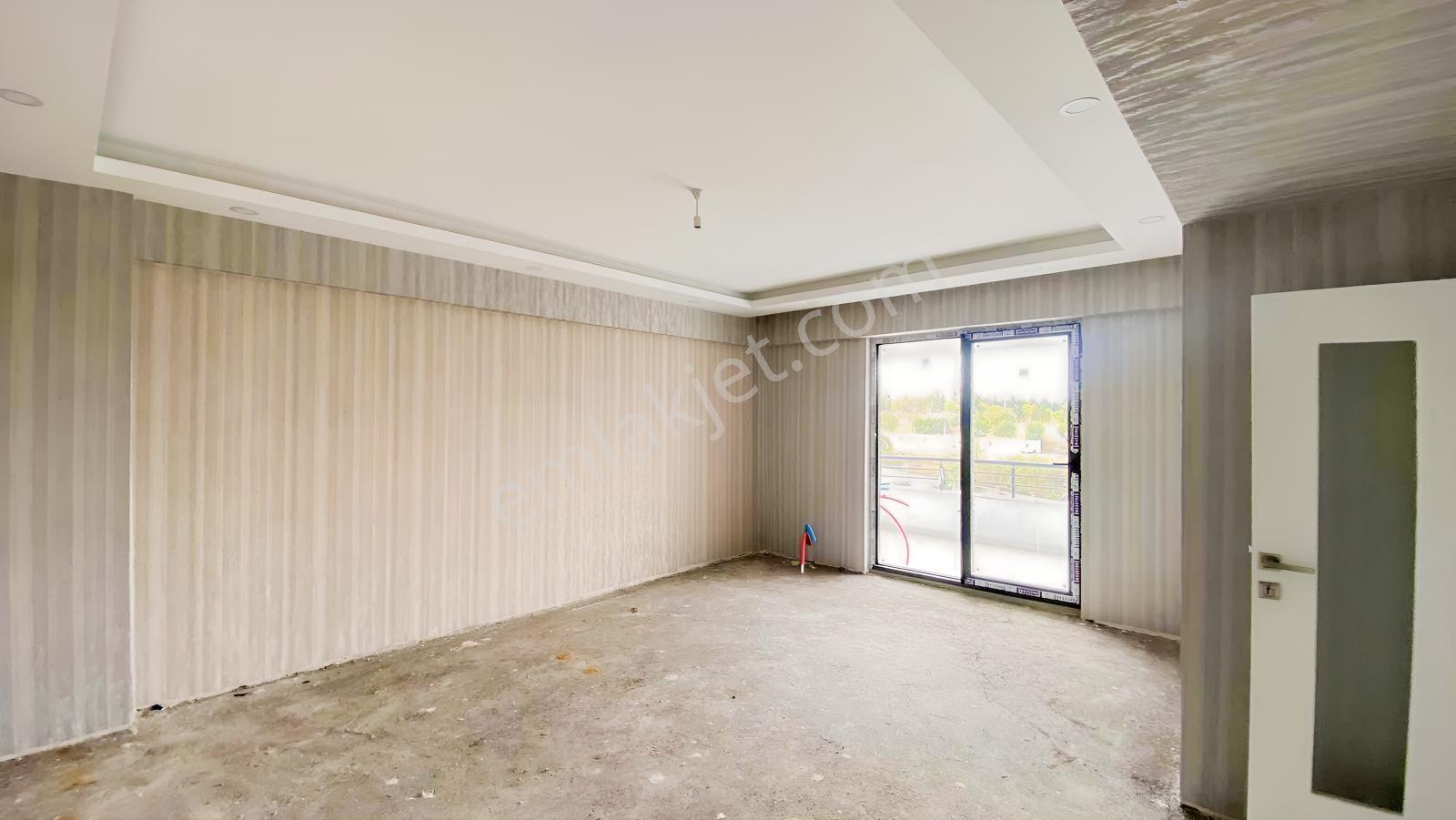 Ümit Emlak|acilataşehir Özel Harekat Karşısı Ana Cadde Üzeri 3+1 — fotoğraf 7