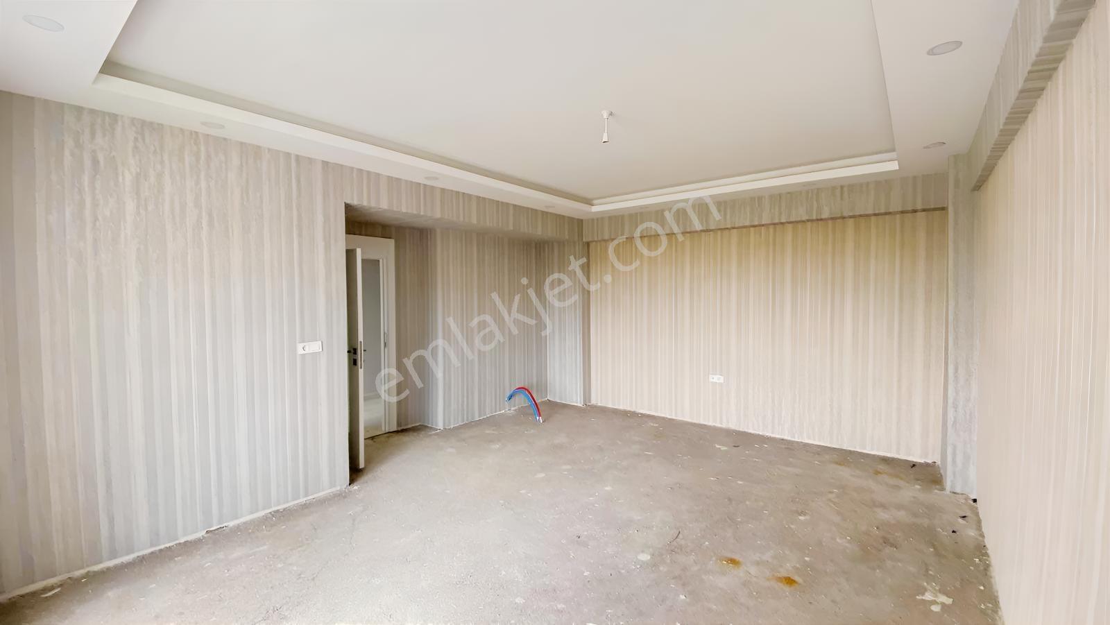 Ümit Emlak|acilataşehir Özel Harekat Karşısı Ana Cadde Üzeri 3+1 — fotoğraf 8