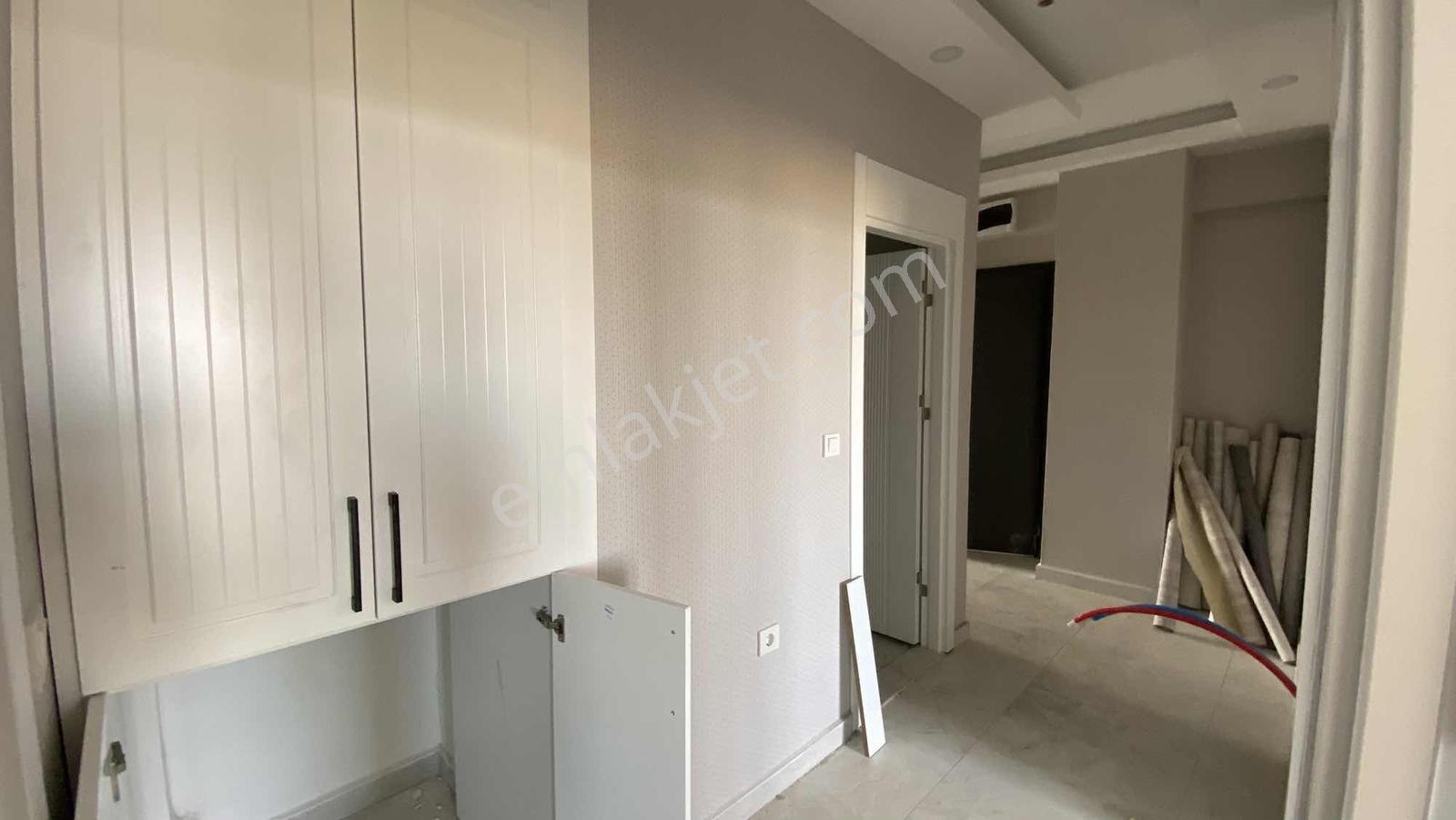 Ümit Emlak|acilataşehir Özel Harekat Karşısı Ana Cadde Üzeri 3+1 — fotoğraf 16