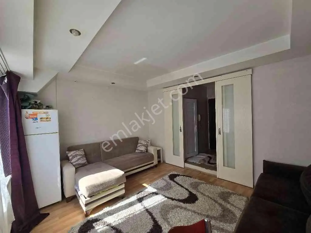 Remax Model Den Ulus Caddesine Yakın Satılık Tek Tapu Çift Apart — fotoğraf 2