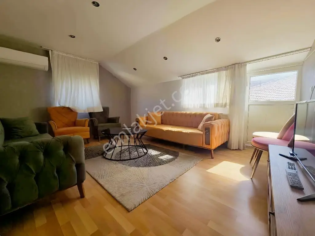 Remax Model Den Ulus Caddesine Yakın Satılık Tek Tapu Çift Apart — fotoğraf 4