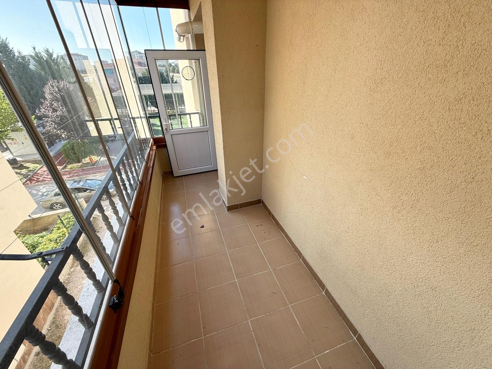 3+1 Eryamanda Aydınlık Ferah Ara Kat Önü Açık Masrafsız Daire*** — fotoğraf 9