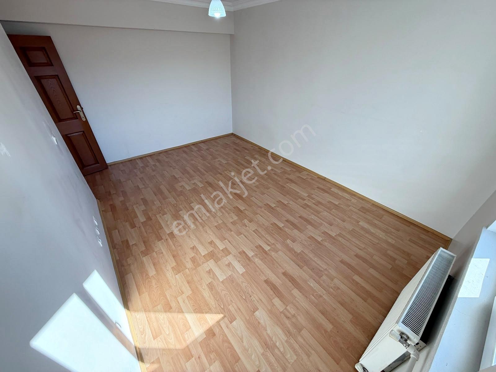 3+1 Eryamanda Aydınlık Ferah Ara Kat Önü Açık Masrafsız Daire*** — fotoğraf 14