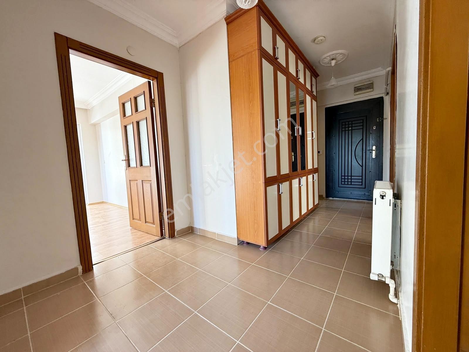 3+1 Eryamanda Aydınlık Ferah Ara Kat Önü Açık Masrafsız Daire*** — fotoğraf 19