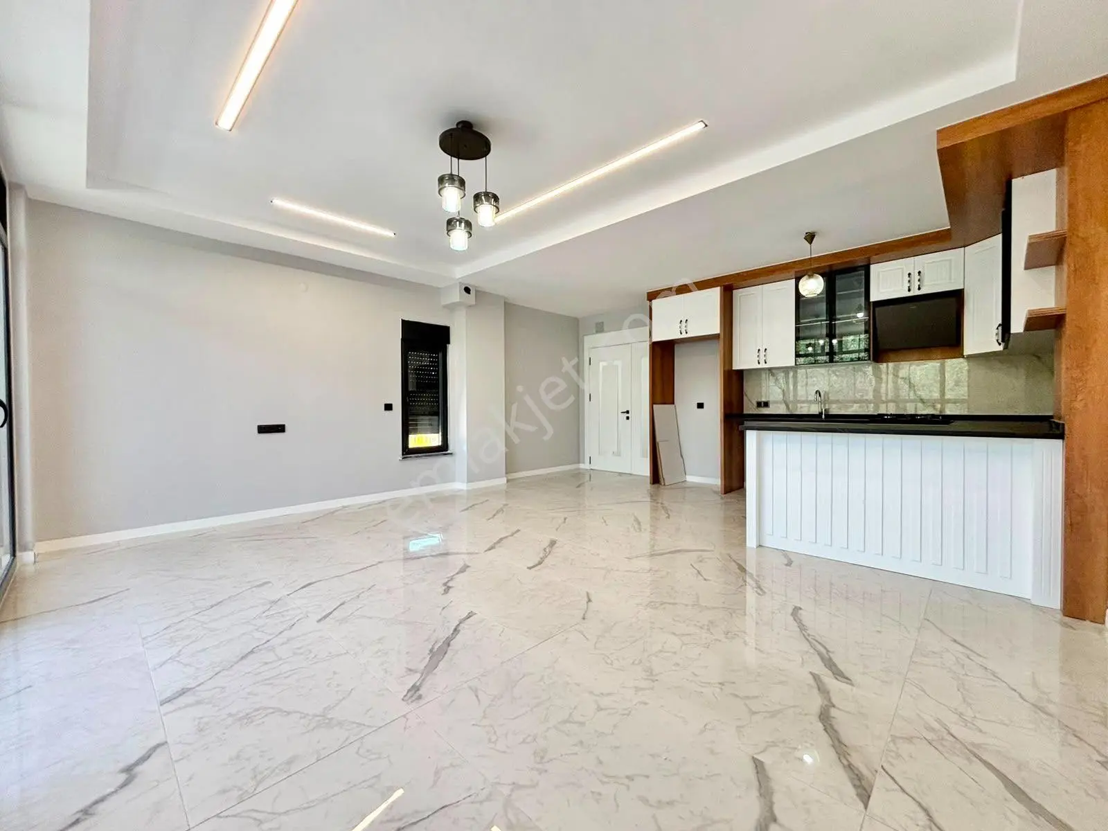 ꧁ay Emlaktan꧂güre'de Kazdağlarının Eteklerinde Doğa İle İç İçe Satılık 2+1 Lüks Müstakil Villa — fotoğraf 7
