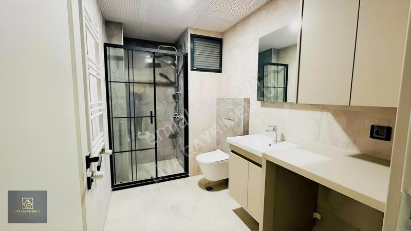 Manzaralı, Havuzlu Sitede 3+1 Lüks Daire — fotoğraf 4