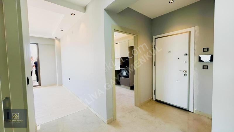 Manzaralı, Havuzlu Sitede 3+1 Lüks Daire — fotoğraf 10