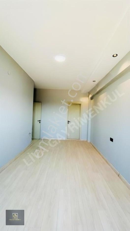 Manzaralı, Havuzlu Sitede 3+1 Lüks Daire — fotoğraf 14