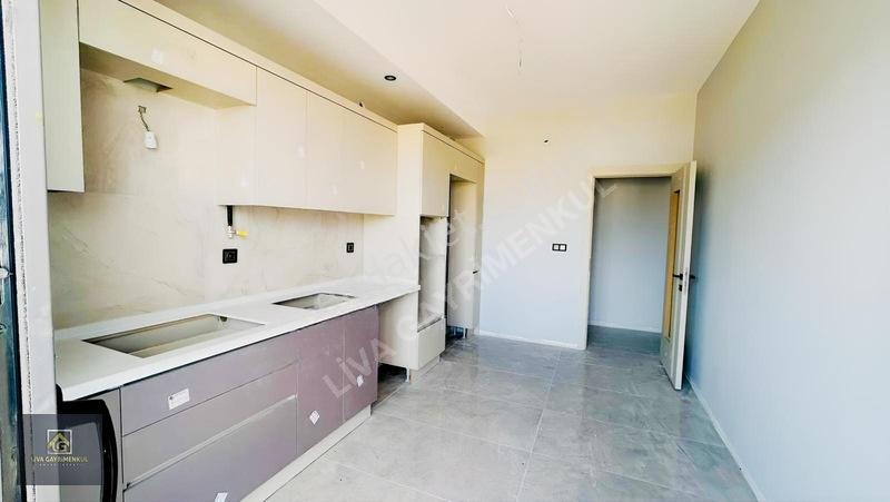 Manzaralı, Havuzlu Sitede 3+1 Lüks Daire — fotoğraf 25