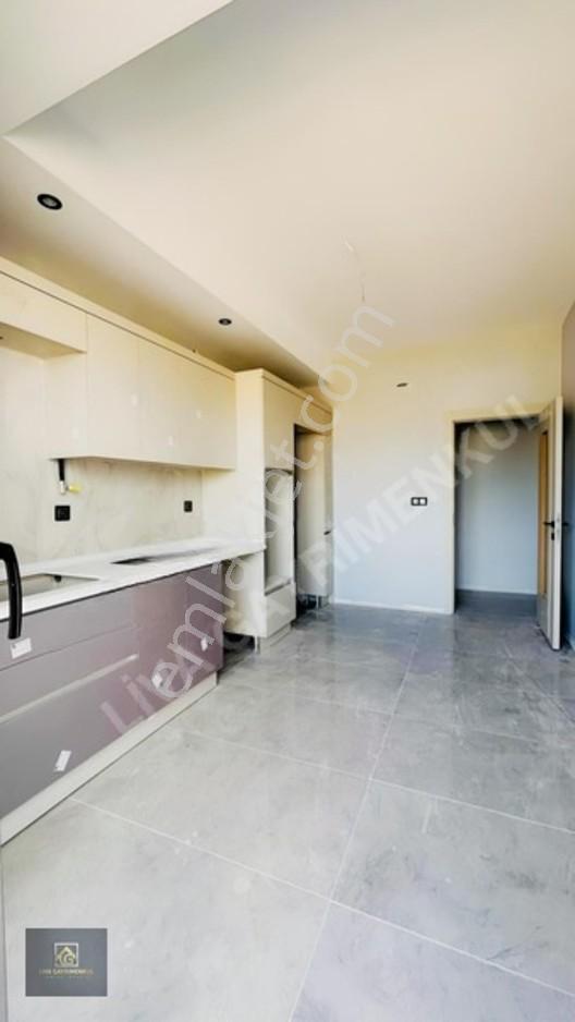 Manzaralı, Havuzlu Sitede 3+1 Lüks Daire — fotoğraf 26