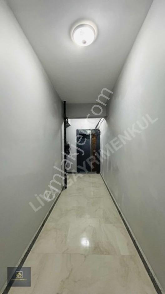 Manzaralı, Havuzlu Sitede 3+1 Lüks Daire — fotoğraf 31
