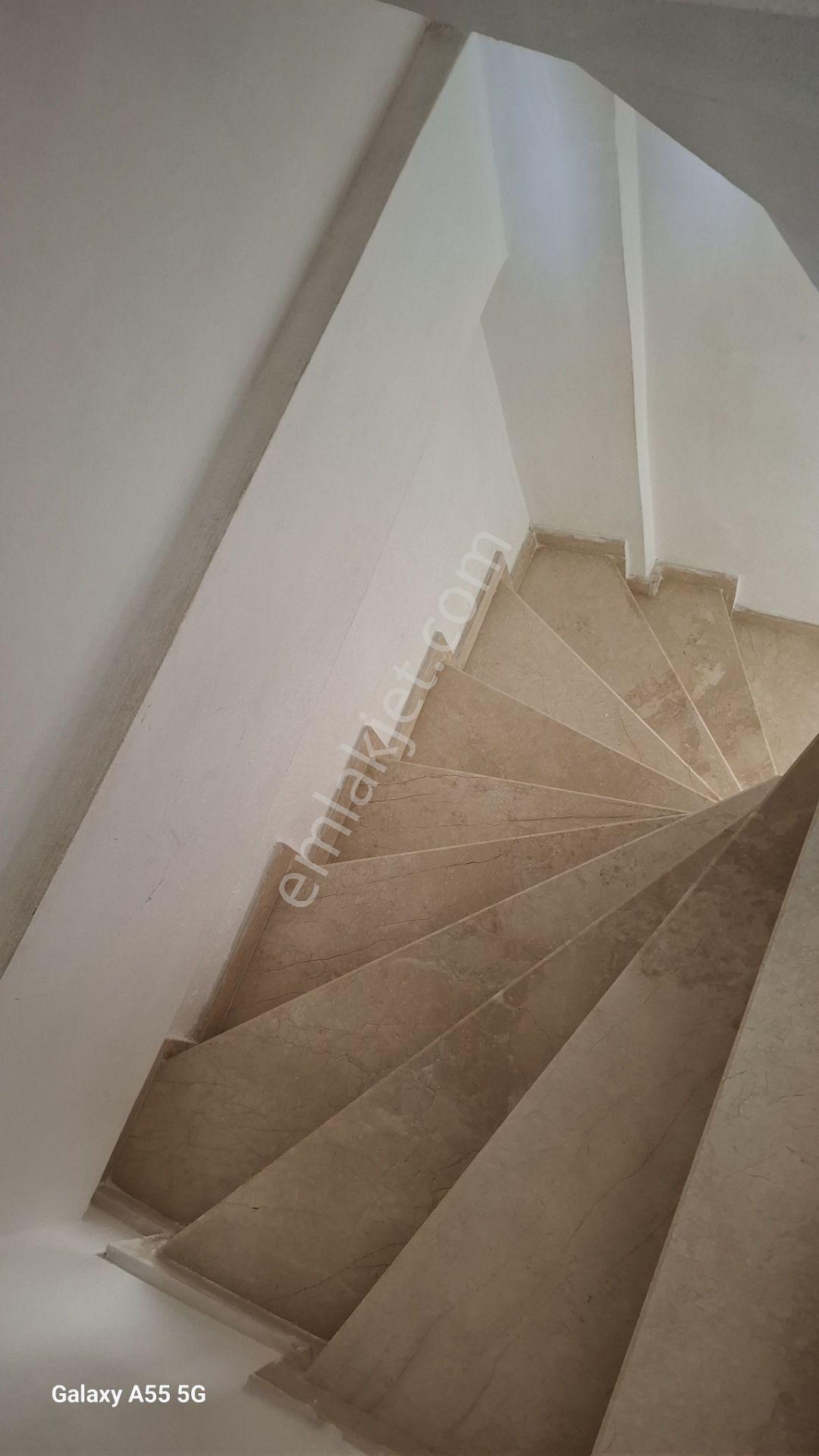Denize Yürüme Mesafesinde Villa İskanlı — fotoğraf 31