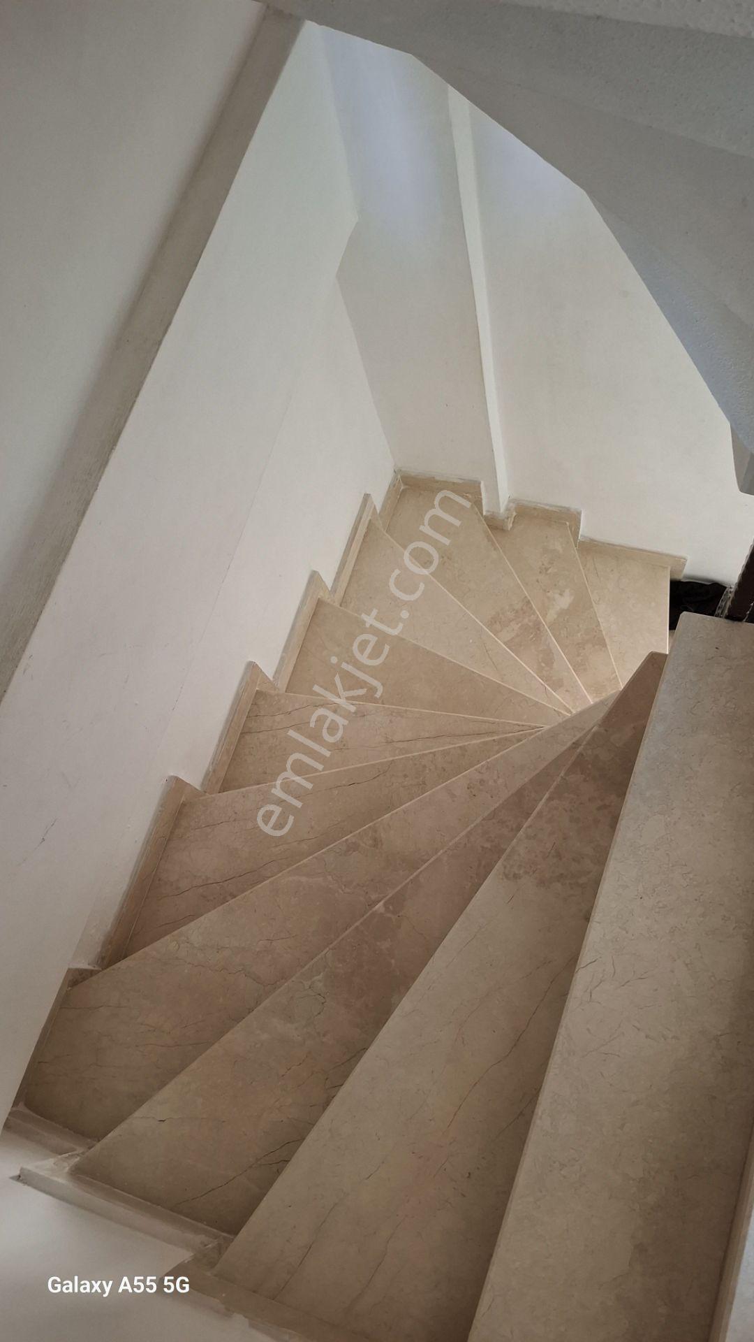 Denize Yürüme Mesafesinde Villa İskanlı — fotoğraf 32
