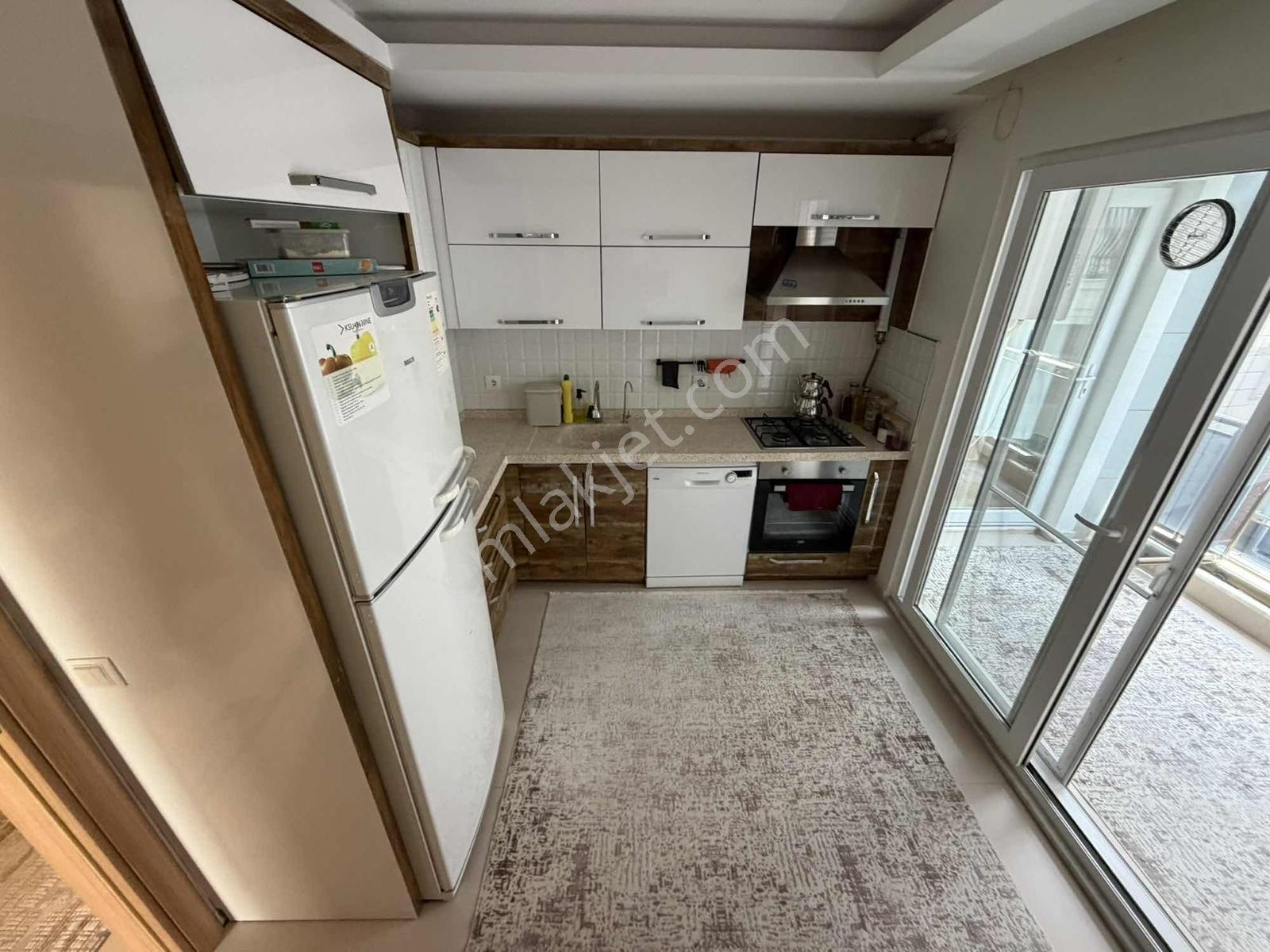 Onmax Burhaniye Merkez'de Krediye Uygun Satılık 3+1 150 M2 Daire — fotoğraf 4