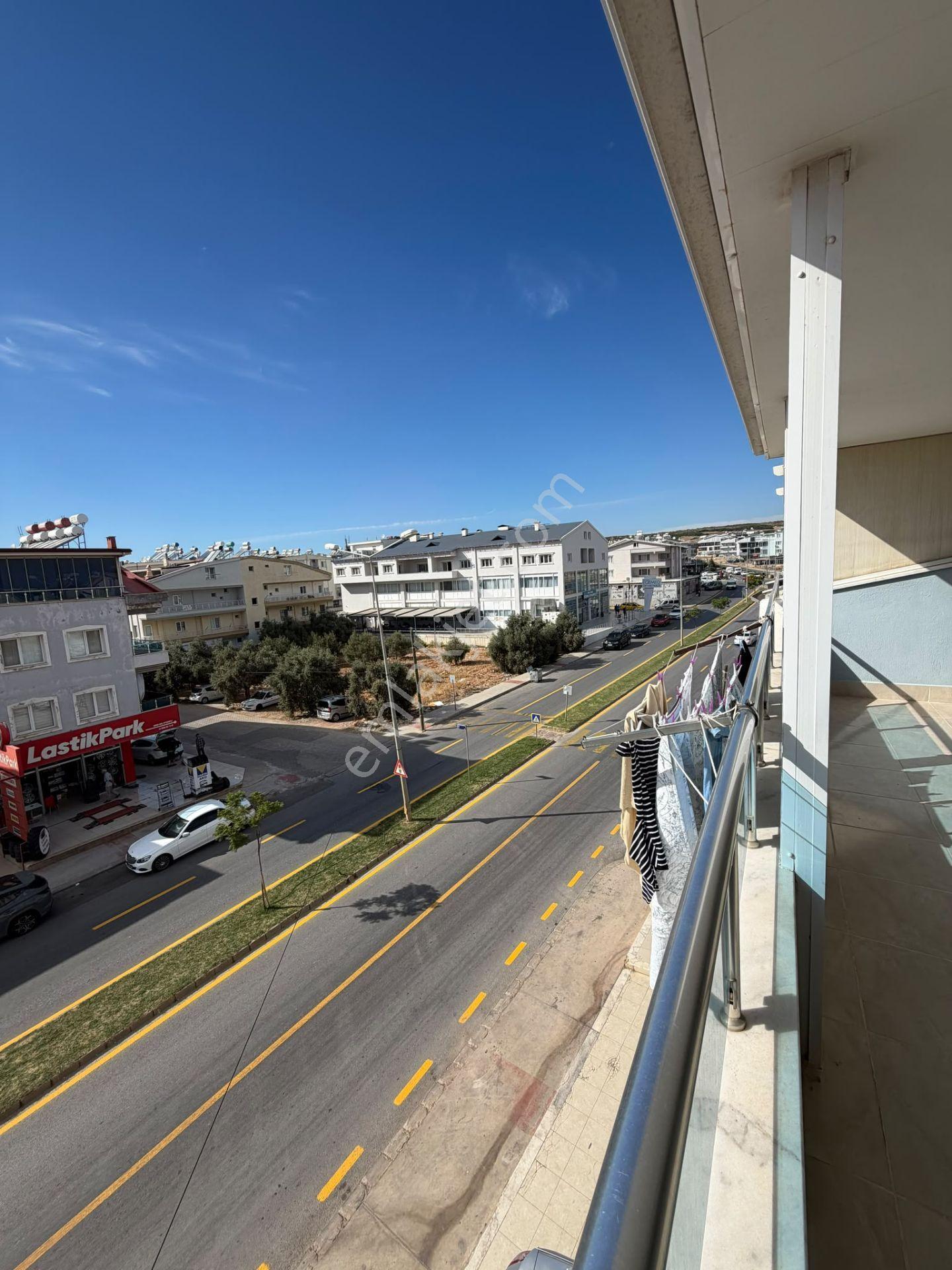 Didim Cumhuriyet Mahallesi Geniş Teraslı 3+1 Satılık Daire — fotoğraf 8